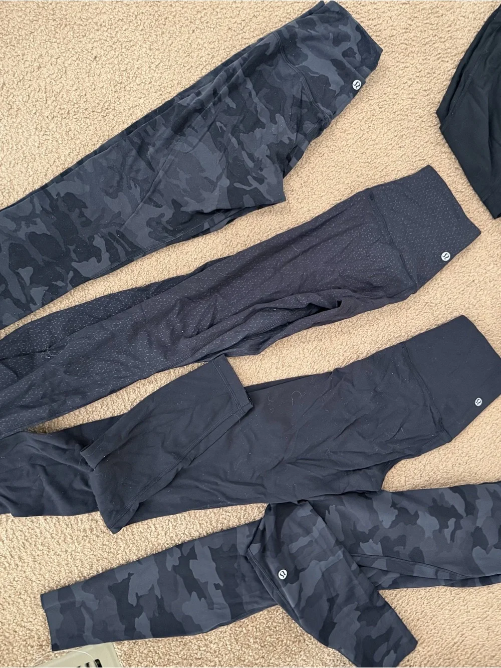 lululemon athletica Men’s Black & Charcoal Camo Joggers